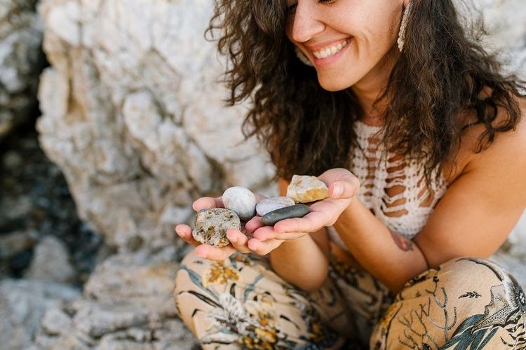 Comment utiliser la méthode Grey Rock pour chasser facilement les personnes toxiques de sa vie | So Busy Girls