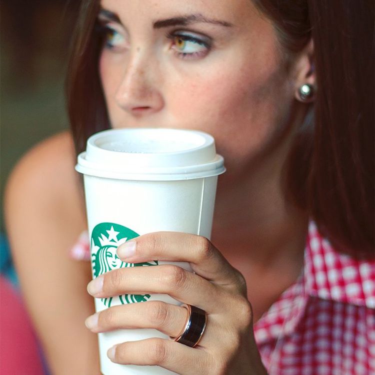 Cette bague vous permet de sentir les battements du coeur de votre moitié même si vous êtes loin l'un de l'autre | So Busy Girls