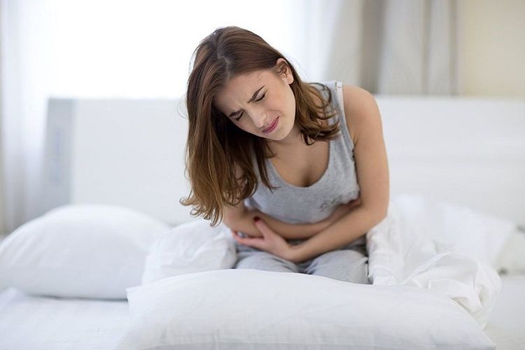 Un gynéco décrit la douleur des règles comme étant « presque aussi forte qu'une crise cardiaque » et toutes les femmes confirment | So Busy Girls