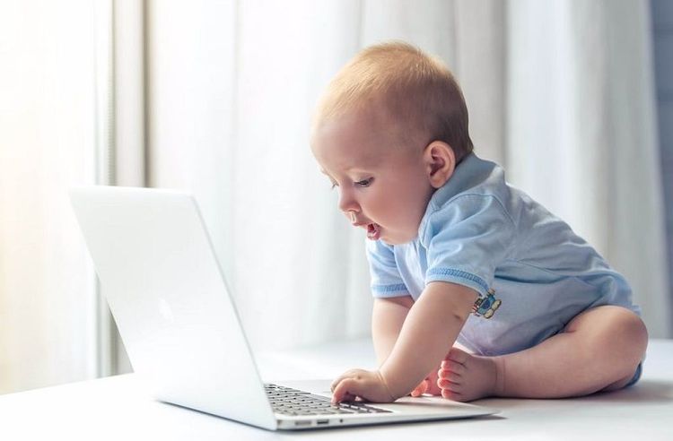 5 raisons pour lesquelles je ne poste aucune photo de mes enfants sur Facebook | So Busy Girls