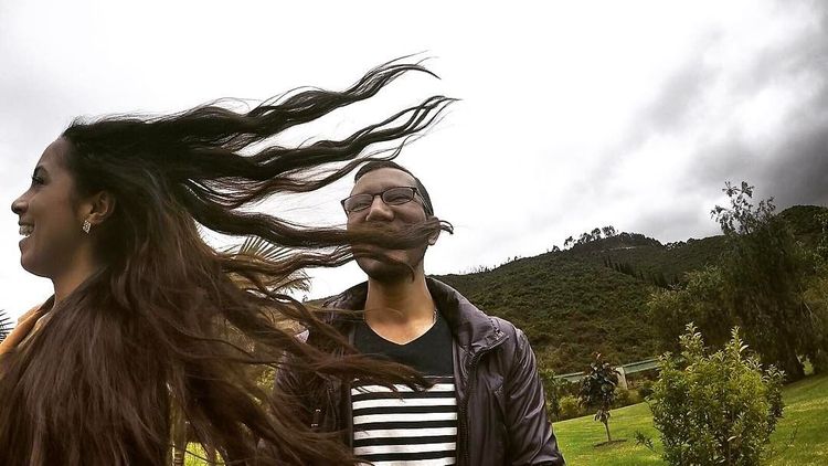 16 situations que seules les filles qui ont les cheveux longs peuvent comprendre | So Busy Girls