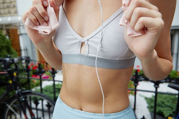 10 astuces pour éviter de transpirer quand il fait chaud | So Busy Girls