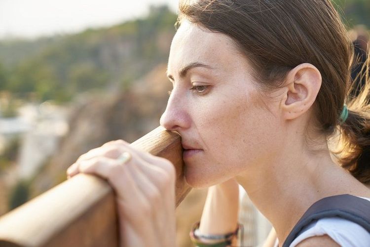 Cette habitude augmente les symptômes dépressifs : voilà ce que vous devez absolument éviter | So Busy Girls