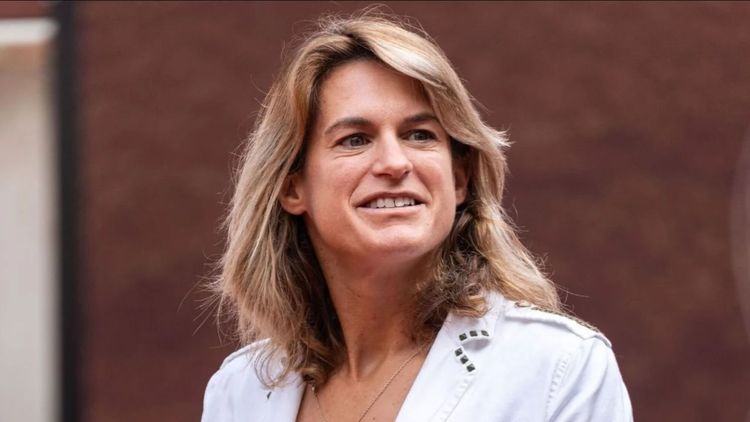 Elle est devenue la joueuse de tennis fran&ccedil;aise la plus riche de l&rsquo;histoire : d&eacute;couvrez comment Am&eacute;lie Mauresmo a b&acirc;ti sa fortune