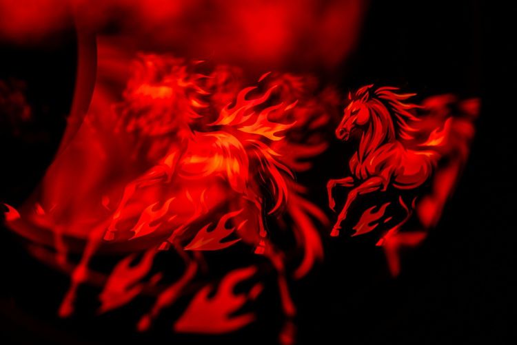 Horoscope chinois 2026 : ce que r&eacute;v&egrave;le l&rsquo;ann&eacute;e du Cheval de Feu pour chaque signe