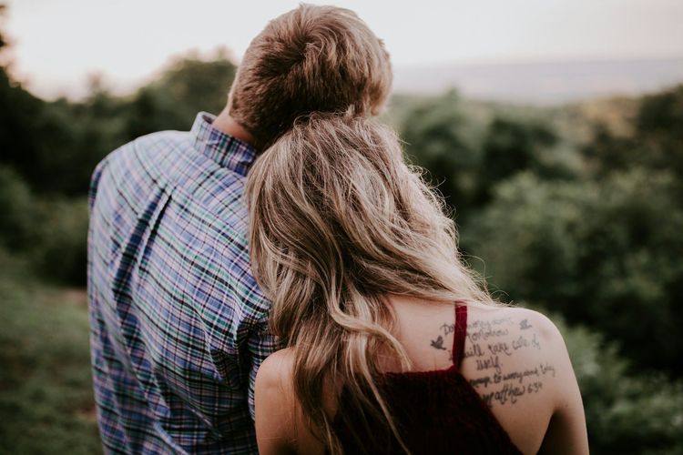 Ces phrases que les couples solides se disent souvent et qui montrent que la relation est partie pour durer | So Busy Girls