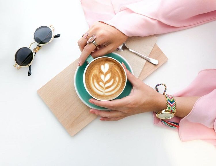 Boire un café à jeun : les conséquences sur le corps