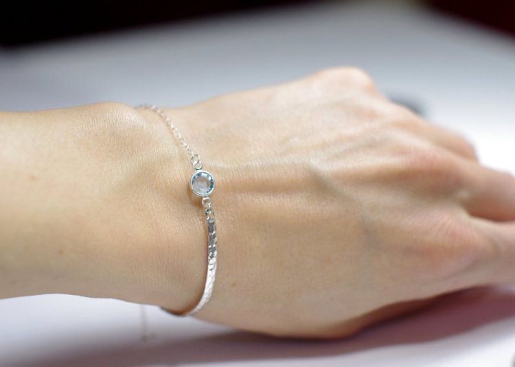 bracelet-personnalise-perle-de-naissance