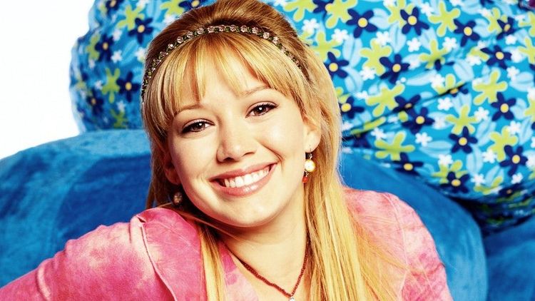 C'est officiel : Hilary Duff vient d'annoncer le retour de Lizzie McGuire (et les fans sont aux anges) | So Busy Girls