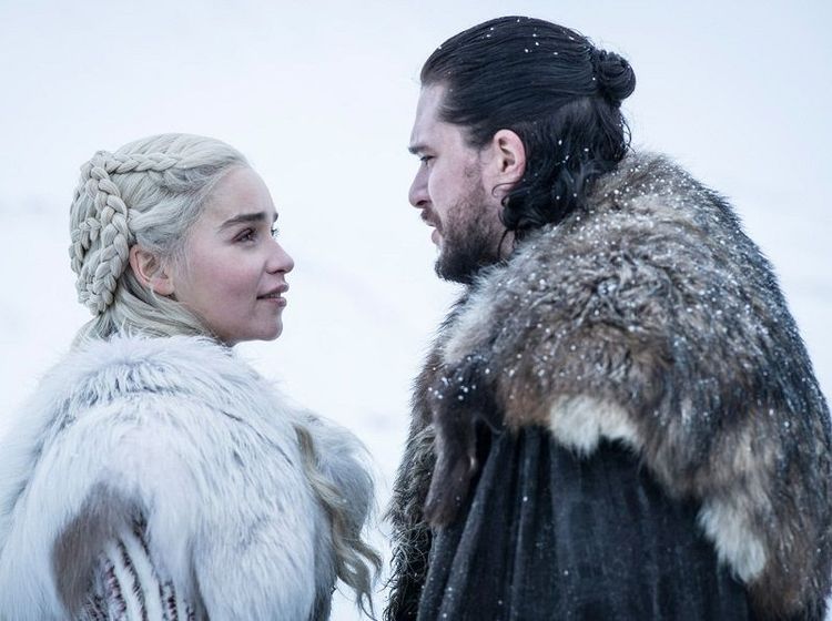 67 épisodes de Game of Thrones résumés en une vidéo de 12 minutes pour se remettre dans le bain | So Busy Girls