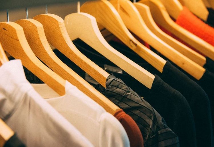 Ces vêtements intelligents changent de couleur lorsqu'ils sont en contact avec la pollution | So Busy Girls