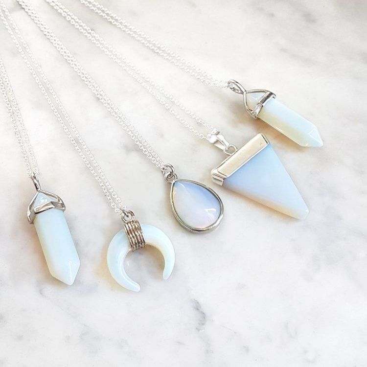 collier-opal