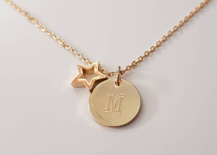 collier-or-personnalise-etoile