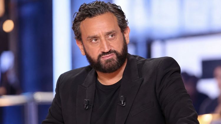 « Ils me lèchent le cul hors antenne » : Cyril Hanouna explose contre Pascal Obispo et dévoile comment il l'aurait trahi | So Busy Girls