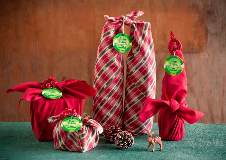 Le Furoshiki est la méthode japonaise géniale pour emballer ses cadeaux : vous allez adorer ! | So Busy Girls