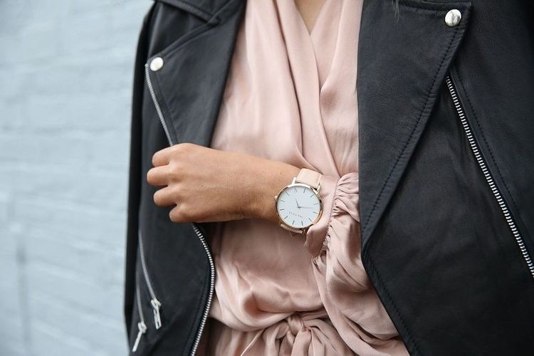 7 habitudes qu'ont les gens qui sont toujours à l'heure | So Busy Girls