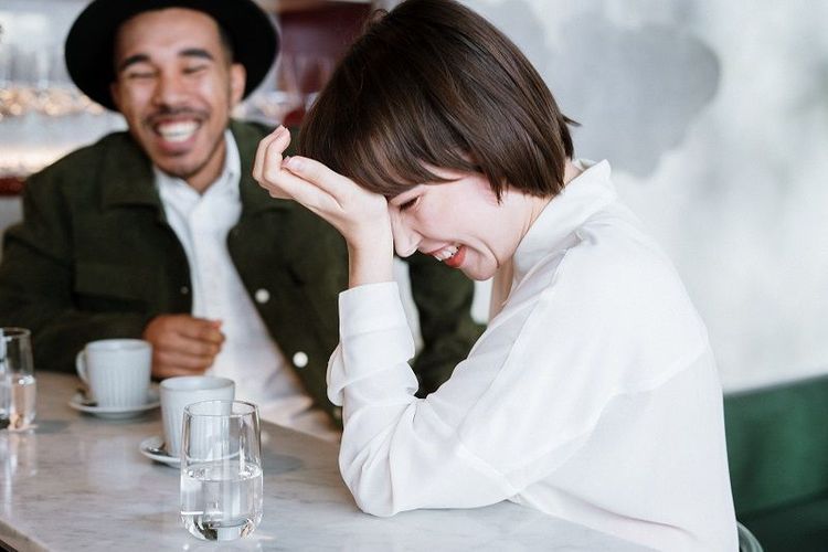 Pourquoi vous allez adorer le low key date, cette nouvelle tendance amoureuse qui veut du bien à notre porte-monnaie | So Busy Girls