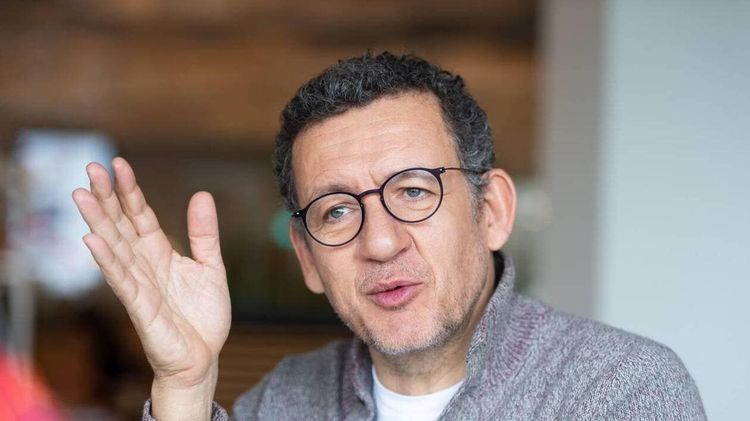 Je ne veux pas lui mettre la honte : Dany Boon d&eacute;voile sa m&eacute;thode pour g&eacute;rer les r&eacute;seaux sociaux avec sa fille ado