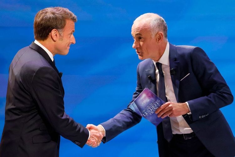 "C'est votre échec" : Gilles Bouleau recadre Emmanuel Macron, ce moment télé qui a déstabilisé le président et glacé le plateau | So Busy Girls