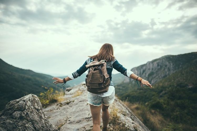 Voici comment transformer vos pensées négatives en objectifs encourageants | So Busy Girls