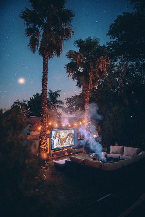 Aller voir un film au ciné serait aussi efficace qu'une séance de sport, et c'est prouvé ! | So Busy Girls