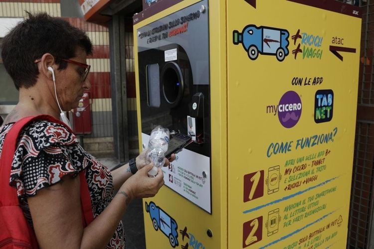 A Rome, on peut payer ses tickets de métro avec des bouteilles en plastique vides | So Busy Girls