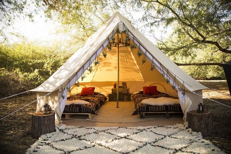 Pourquoi vous devriez essayer le glamping | So Busy Girls