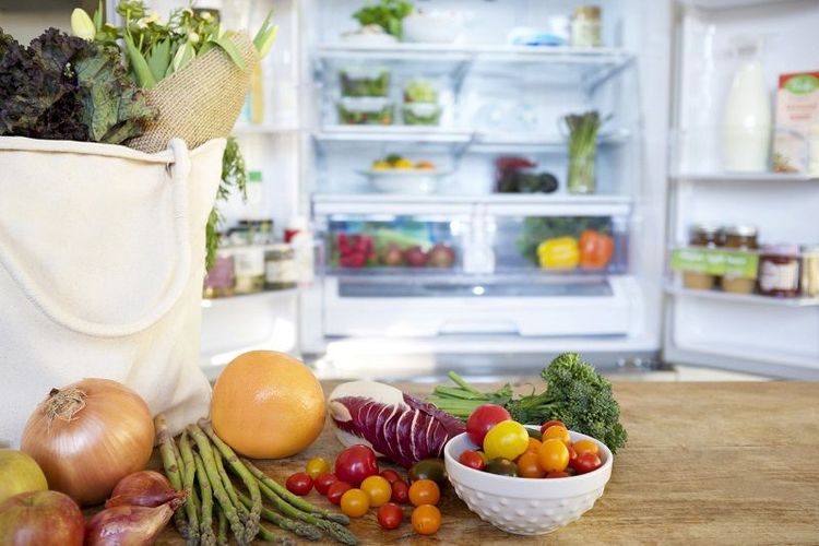 Eplucher les l&eacute;gumes : les bienfaits des &eacute;pluchures.