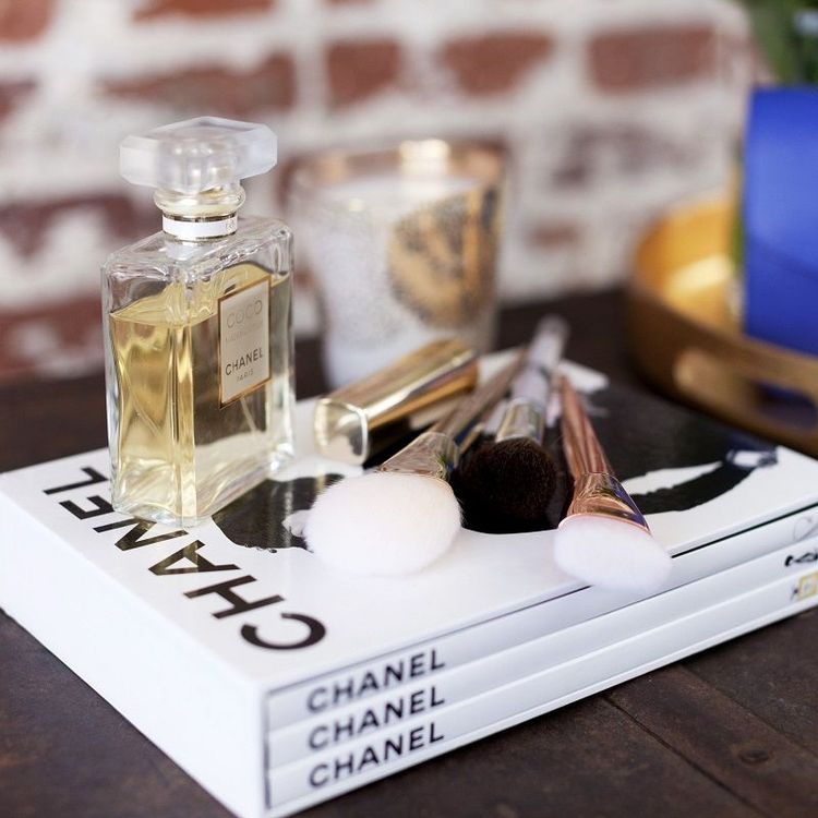 Soleil et parfum : cinq alternatives pour sentir bon sans en appliquer directement sur la peau | So Busy Girls