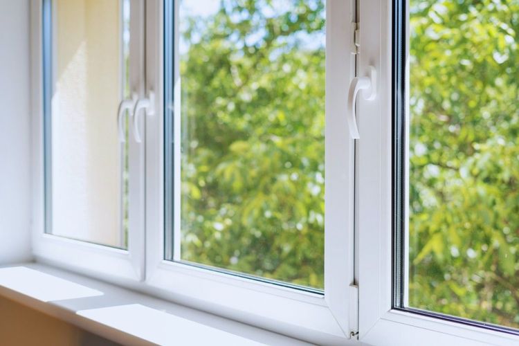 Fenêtres pvc ou aluminium : lesquelles choisir pour sa maison ? | So Busy Girls