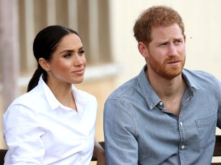 Harry et Meghan en colère : des paparazzis devant l’école d’Archie et Lilibet déclenchent une nouvelle polémique | So Busy Girls
