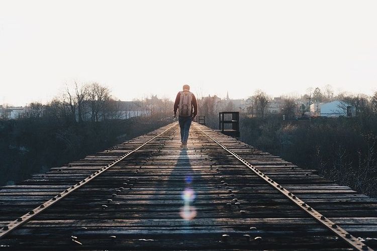 Pourquoi il vaut mieux voyager et vivre des expériences qu'acheter des objets.