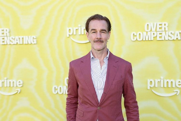 Ce gif devenu culte qui l&rsquo;a poursuivi toute sa vie : James Van Der Beek face &agrave; l&rsquo;image la plus c&eacute;l&egrave;bre de Dawson