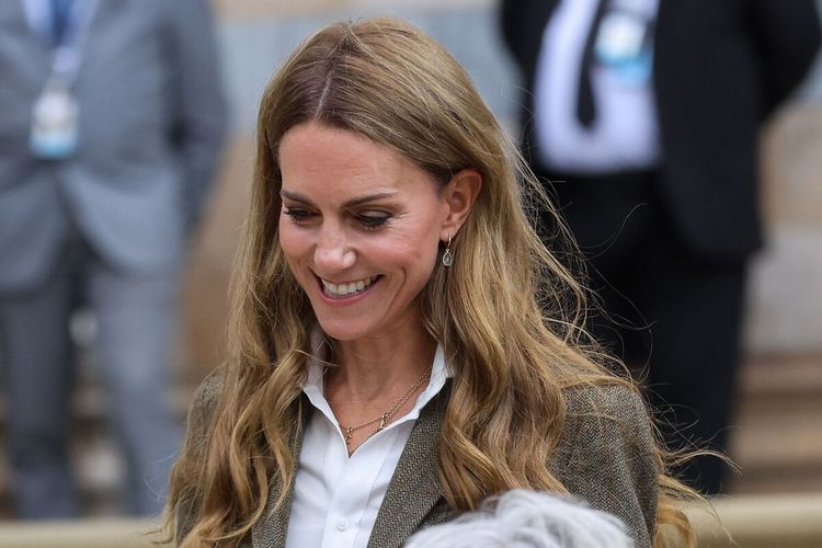 Kate Middleton accusée de porter une perruque : sa nouvelle chevelure blonde déclenche la polémique