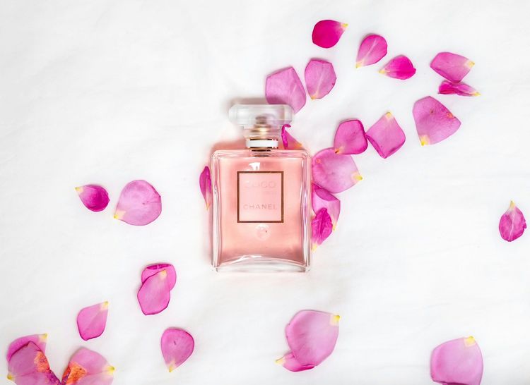 Pourquoi un parfum ne sent pas toujours pareil sur tout le monde ?