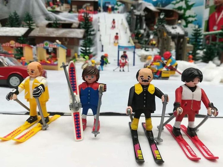 les-bronzes-font-du-ski-playmobil