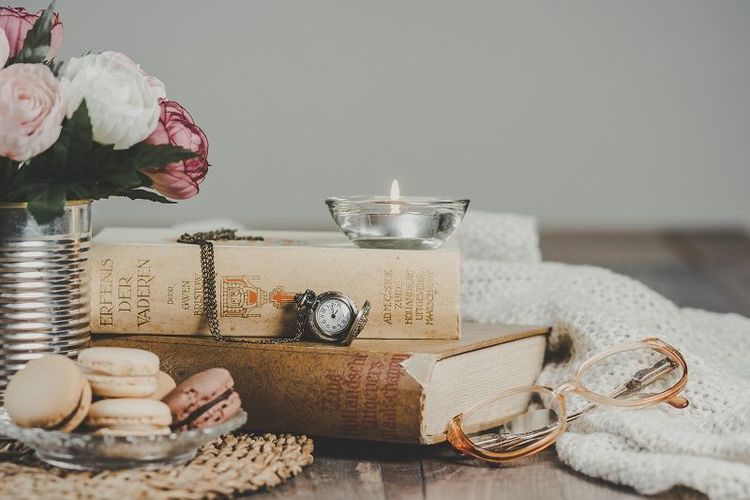 livres-bougies-roses