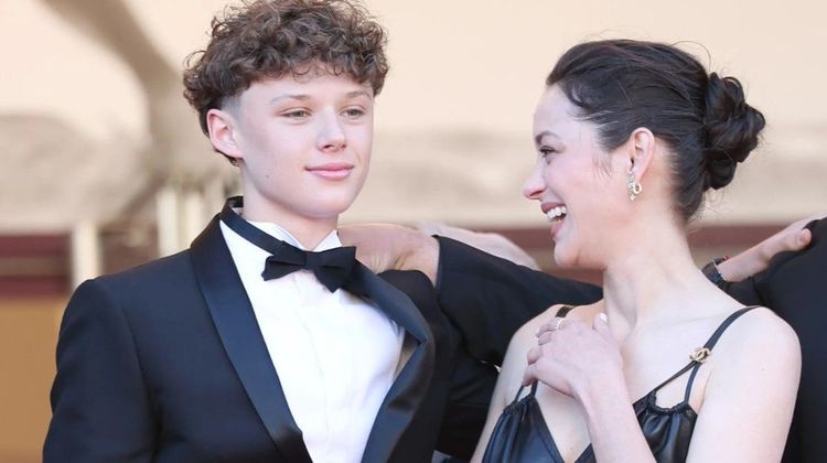 Marion Cotillard fière de son fils Marcel : à 15 ans, l’adolescent confirme une envie qui la touche particulièrement | So Busy Girls