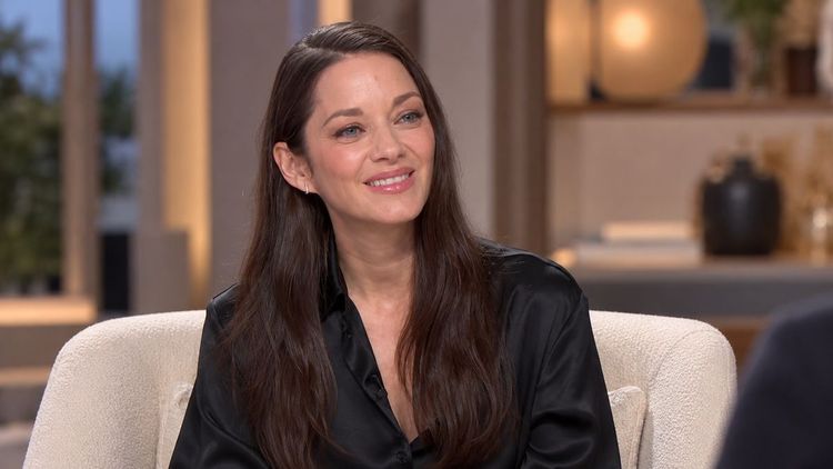 « Est-ce que vous allez bien ? » : Yann Barthès taquine Marion Cotillard sur son malaise avec Léa Salamé, sa réaction est inattendue | So Busy Girls