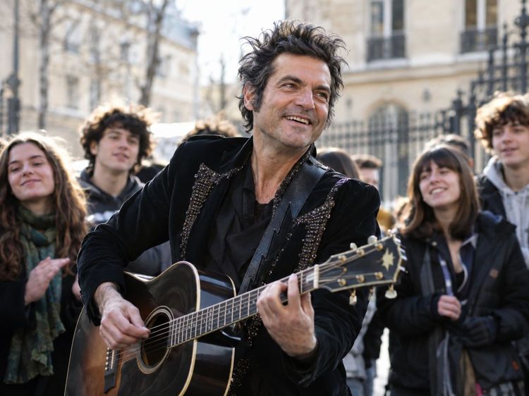 « Cette humanité en voie de disparition » : -M- rejoint les lycéens et imagine une chanson avec leurs voix | So Busy Girls