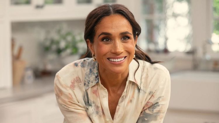 Même pour son anniversaire, elle ne pense qu’à l’argent : ce que Meghan Markle a fait pour ses 44 ans crée la polémique