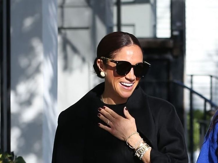 « Il est tout simplement le meilleur » : Meghan Markle crée la surprise pour les 42 ans de Harry avec de rares images de leurs enfants | So Busy Girls