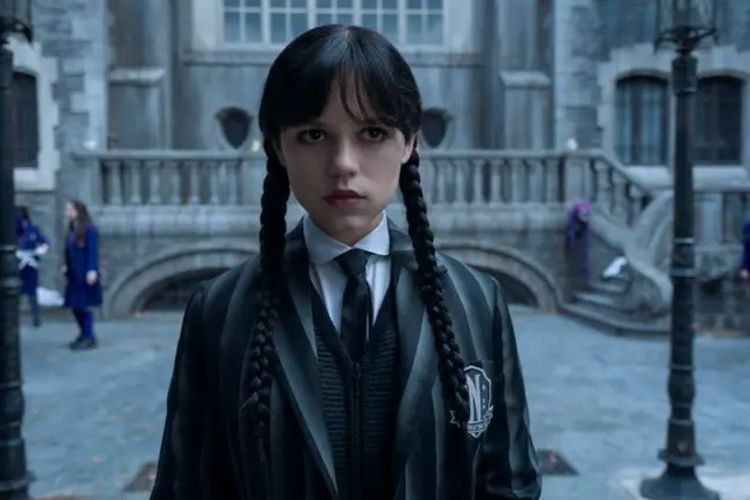 Mercredi : une saison 2 plus terrifiante avec Lady Gaga dans un rôle énigmatique