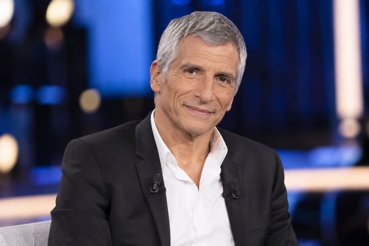 « 2 500 euros pour 30 minutes » : Charles Alloncle relance la polémique sur la rémunération de Nagui | So Busy Girls