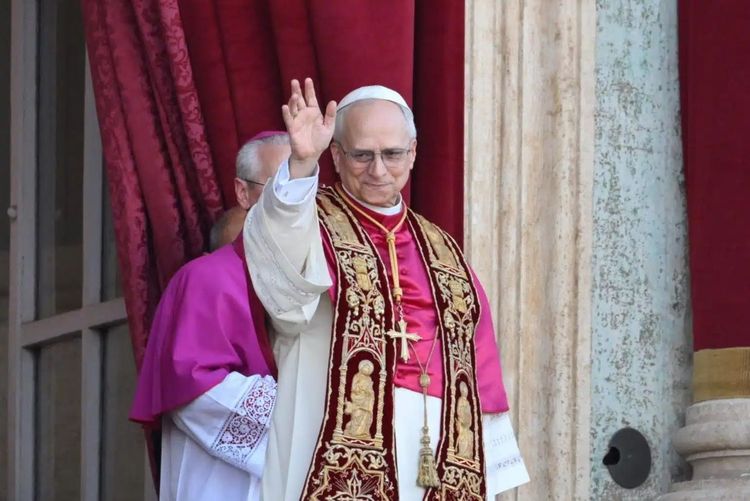La pol&eacute;mique autour du nouveau pape Robert Francis Prevost
