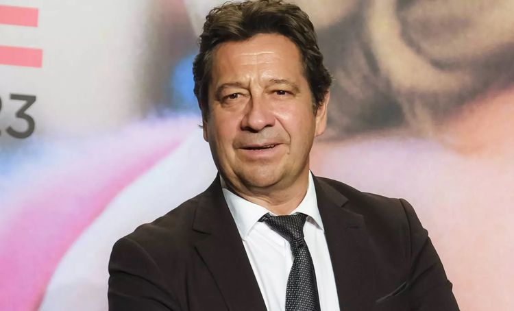 Laurent Gerra explique pourquoi il a cessé d’imiter Céline Dion : un geste fort et inattendu