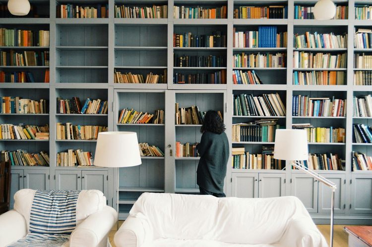 Comment trier ses affaires rapidement ? Les astuces pour ranger facilement.