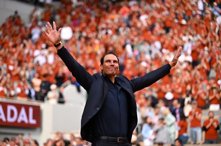 Merci Rafa ou merci le profit ? Le scandale des reventes de t-shirts à Roland-Garros