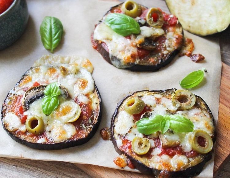 La recette de pizza aubergines facile pour l'apéro