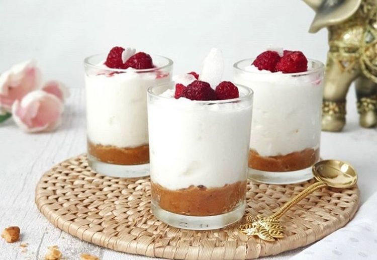La recette de mousse coco framboises biscuit l&eacute;g&egrave;re-